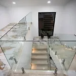 Hotel Claus Tirana