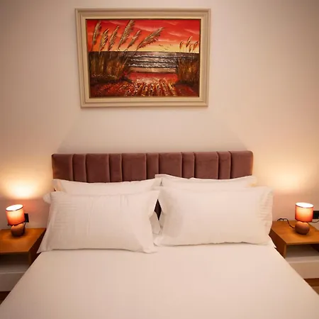 Hotel Claus Tirana